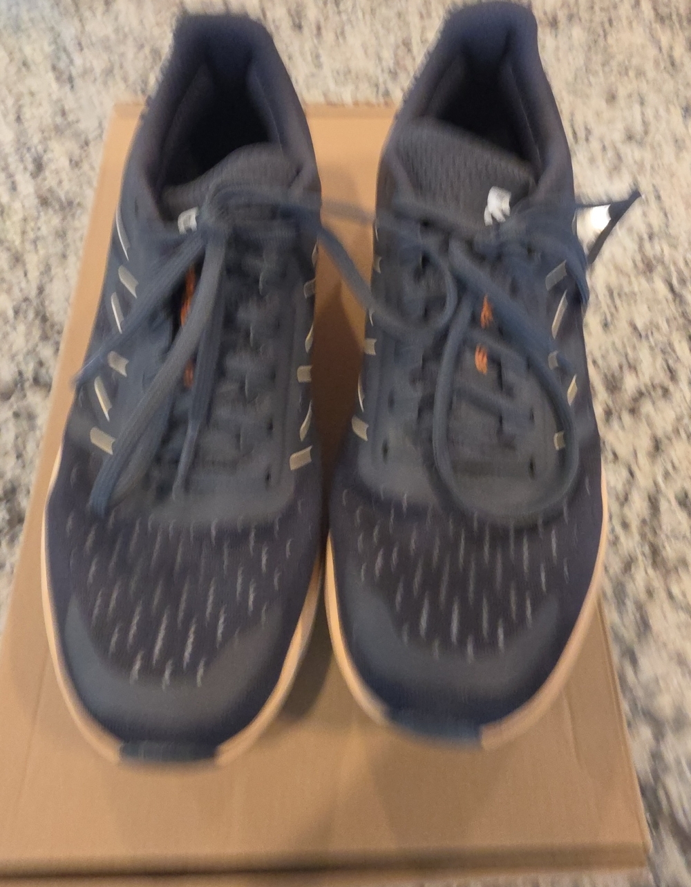 Women's Solomon Spectur Running Shoes. Once Wears It Few Times.